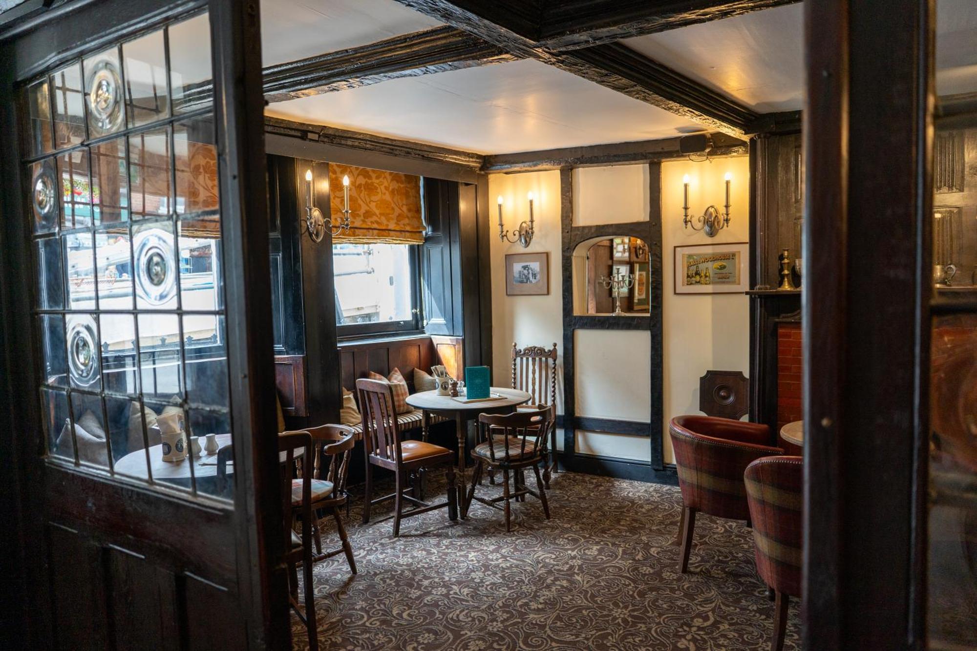 The Royal Lion Lyme Regis